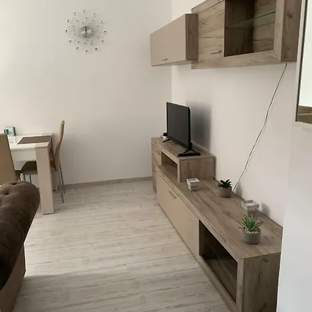 Apartment Old Gem